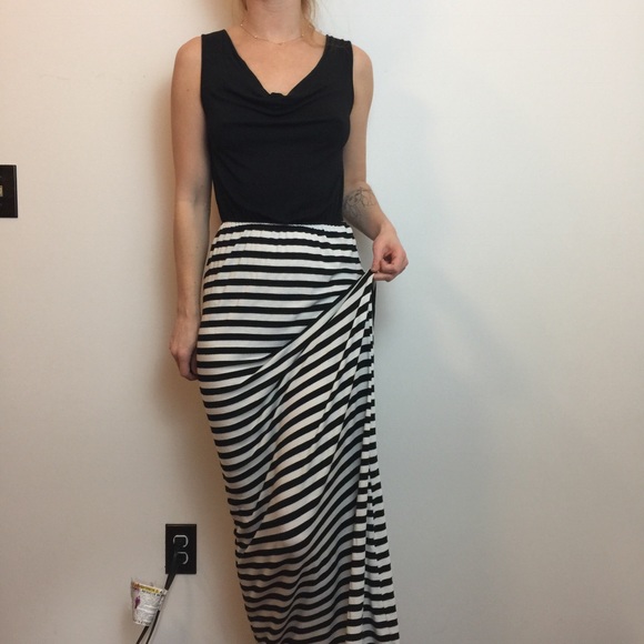 Sunday in Brooklyn Black Striped Sleeveless Dress - Picture 6 of 8
